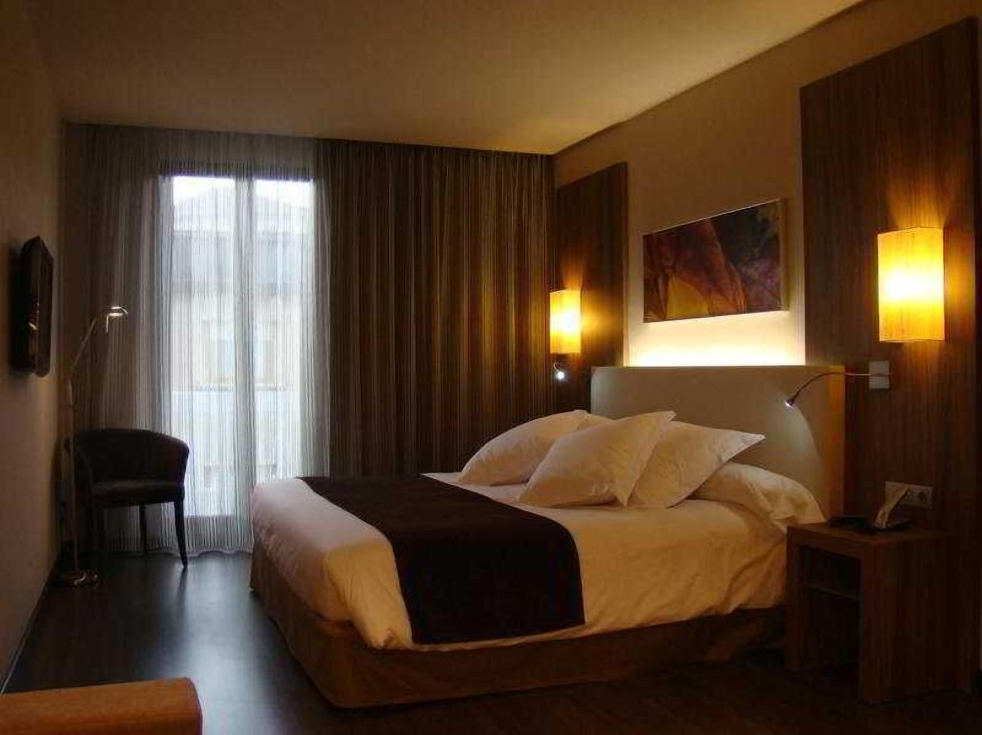 Minibar, in-room safe, desk, blackout drapes