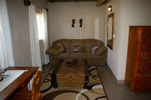Living area - Matumi Game Lodge (Hoedspruit)