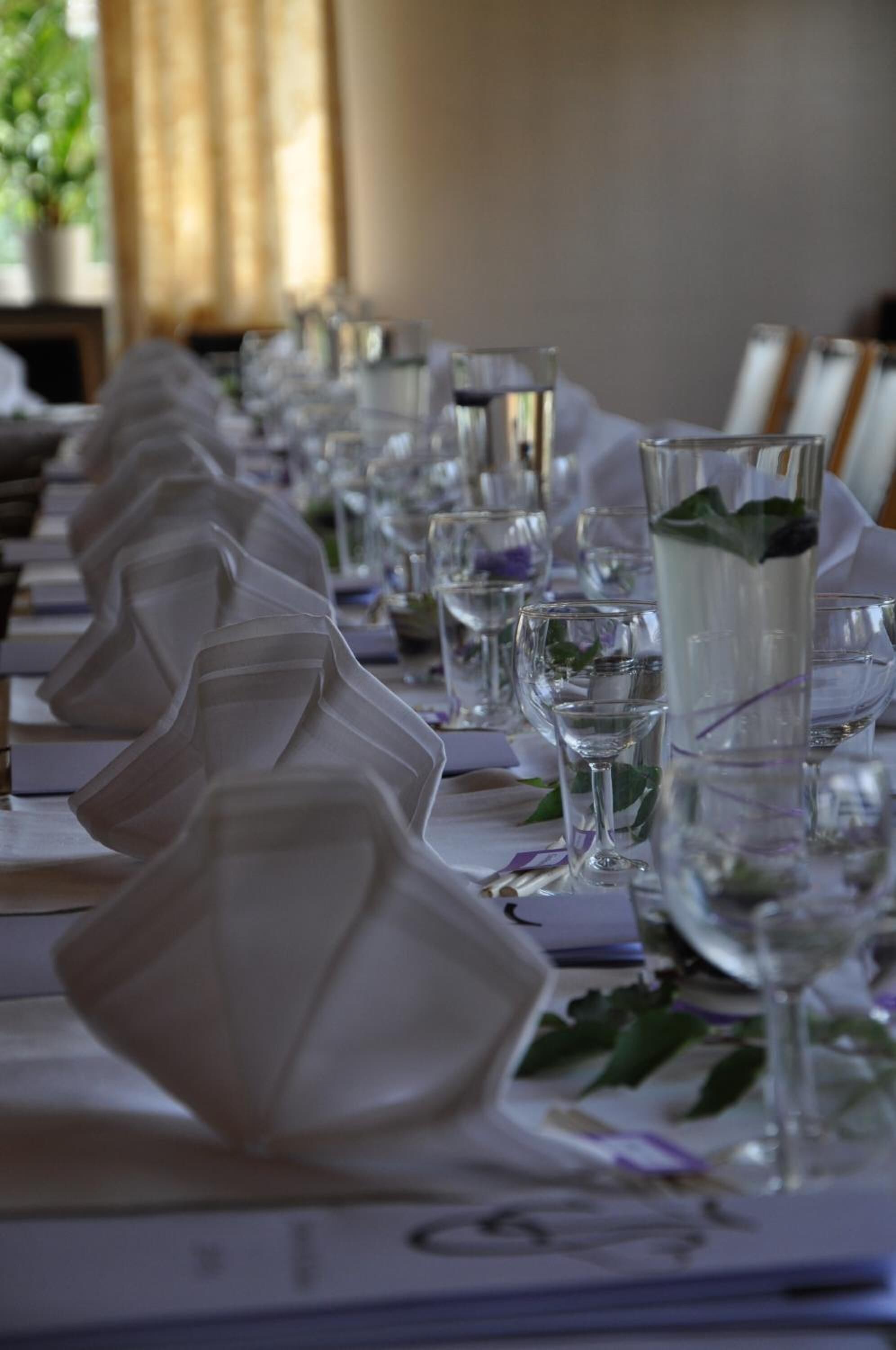 lunch and dinner served, scandinavian cuisine