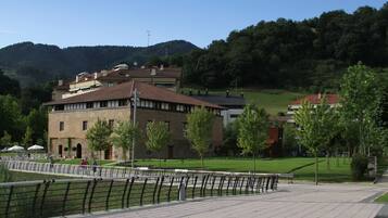 Façana frontal de l'allotjament