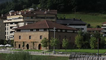 Façana frontal de l'allotjament