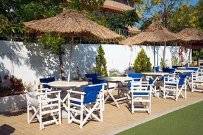 Bar (on property) - Primorsko Del Sol (Primorsko)