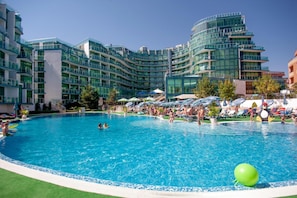 Indoor pool, outdoor pool