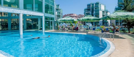 Indoor pool, outdoor pool