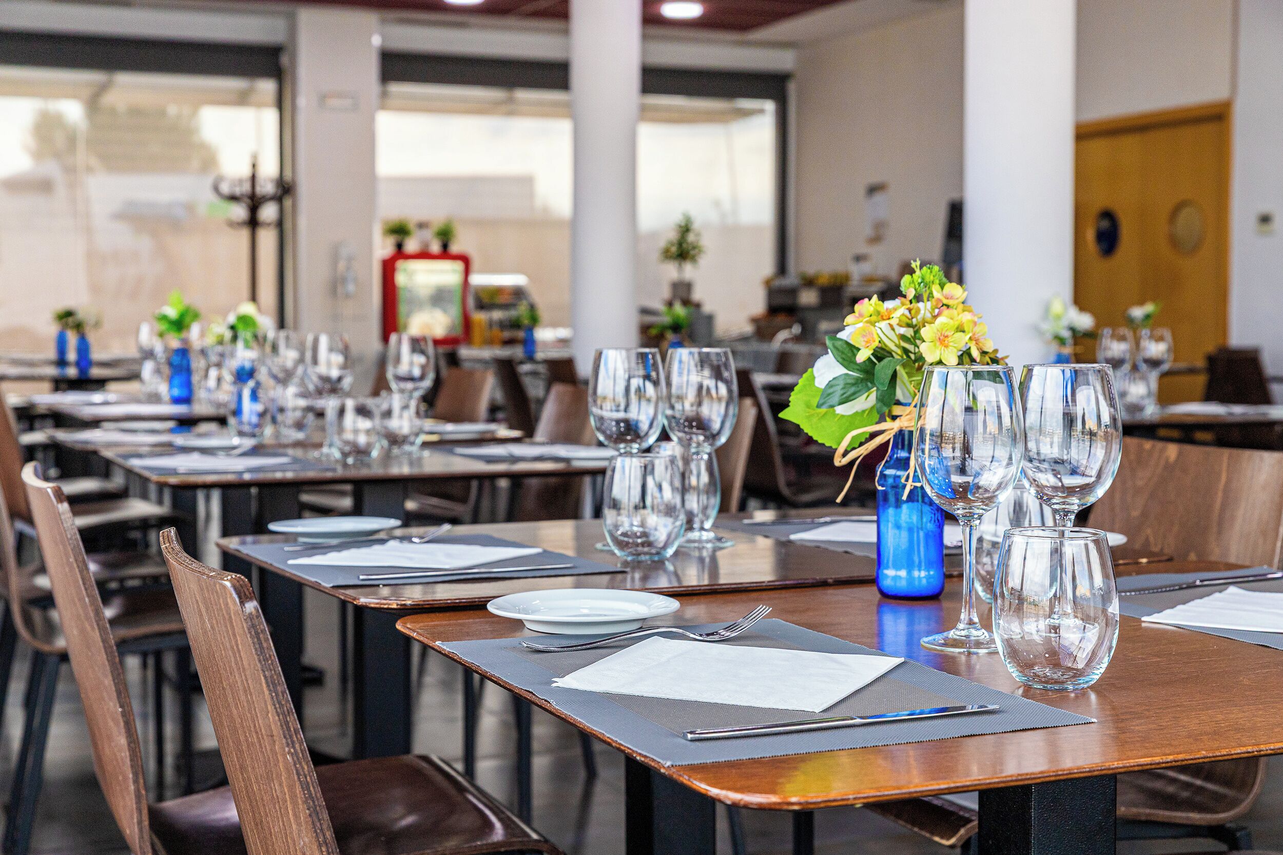 Ze serveren er ontbijt, lunch en diner 