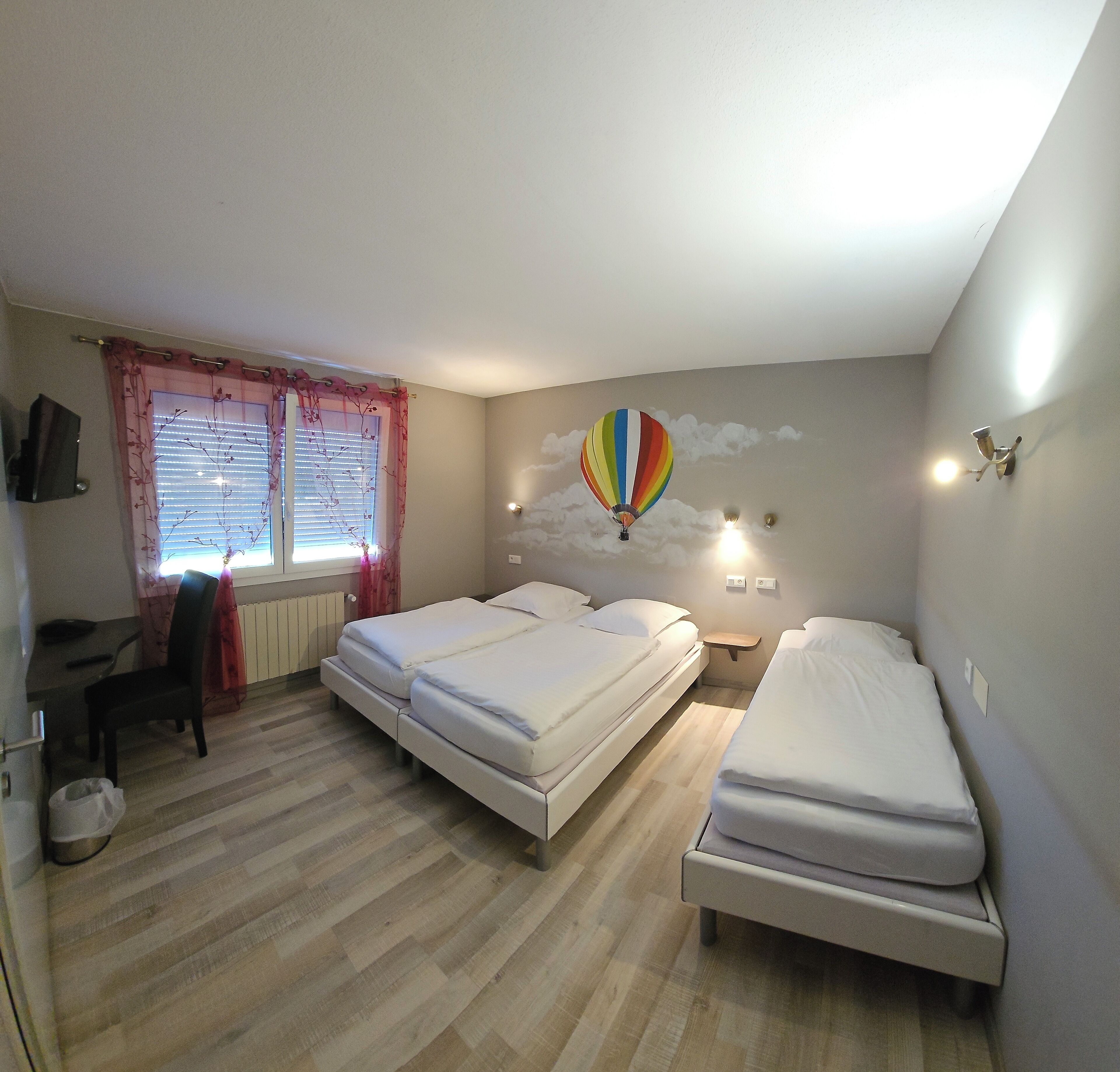 standard triple room | in-room safe, individually decorated, desk, soundproofing