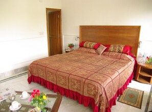 意大利 Frette 床單、高級寢具、羽絨被、特厚豪華床墊