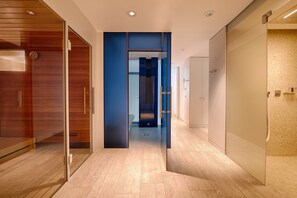 Sauna, baño de vapor, tratamientos corporales y tratamientos faciales