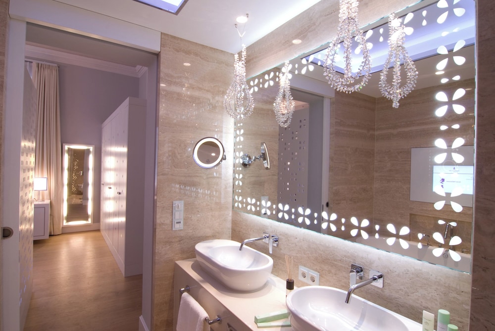 Ketschauer Hof by null