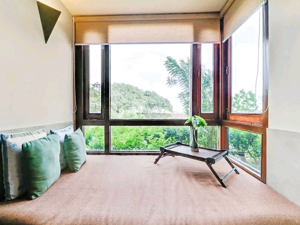 deluxe double room, 1 bedroom, river view | premium bedding, minibar, in-room safe, desk