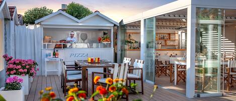 3 restaurants, lunch, dinner, brunch served; Italian cuisine