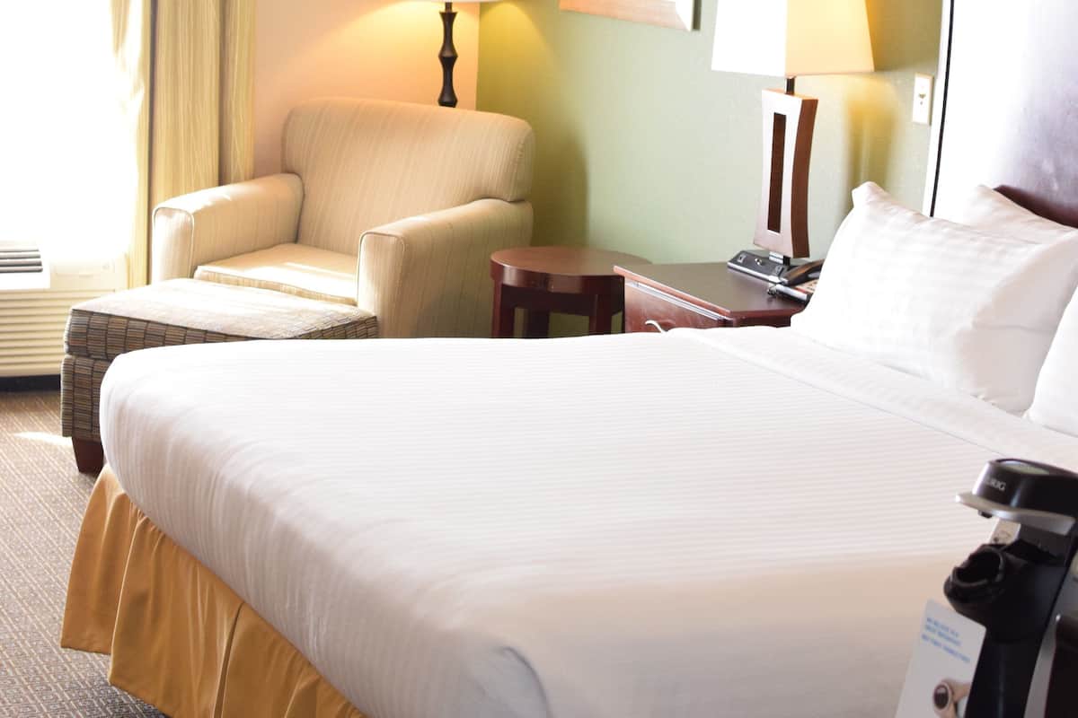 Caja de seguridad en la habitación y decoración personalizada