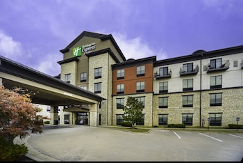 Holiday Inn Express & Suites Conway by IHG