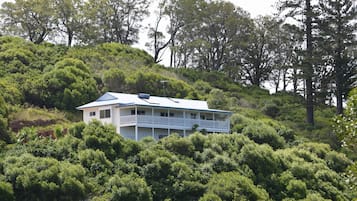 尊爵獨棟房屋, 5 間臥室, 熱水浴缸, 海景 | 住宿一隅