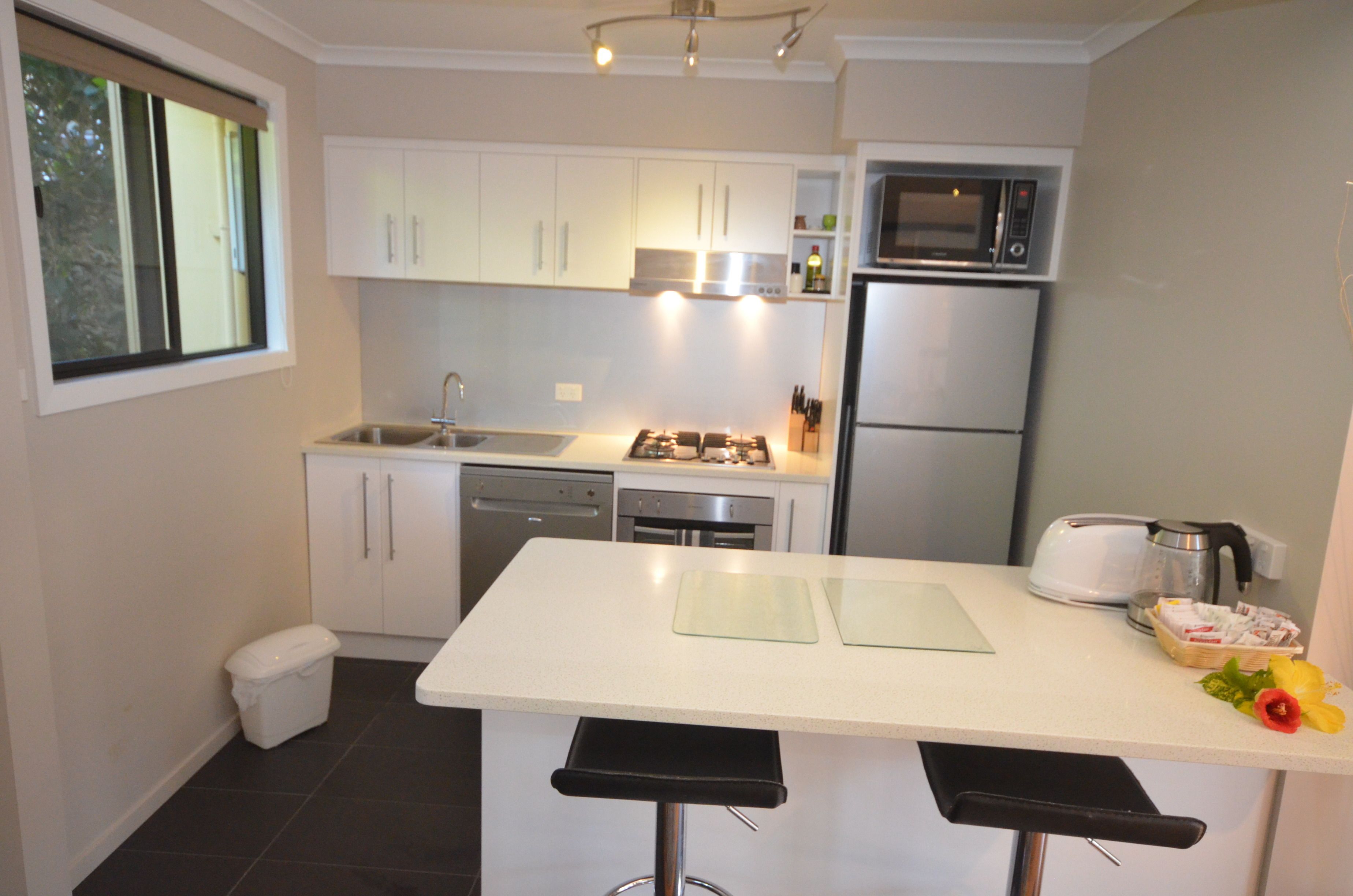 romantic villa, 1 bedroom, jetted tub | egyptian cotton sheets, premium bedding, individually decorated, desk