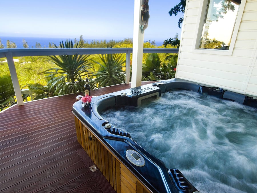 Exclusive House, 5 Bedrooms, Hot Tub, Ocean View | Terrace/patio