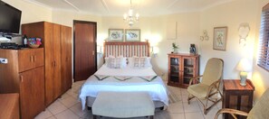 Rose Cottage | Ropa de cama de alta calidad y caja de seguridad en la habitación 