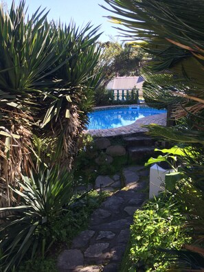 Outdoor pool - Mont Fleur B&B (Wilderness)
