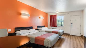 Blackout drapes, free WiFi, bed sheets