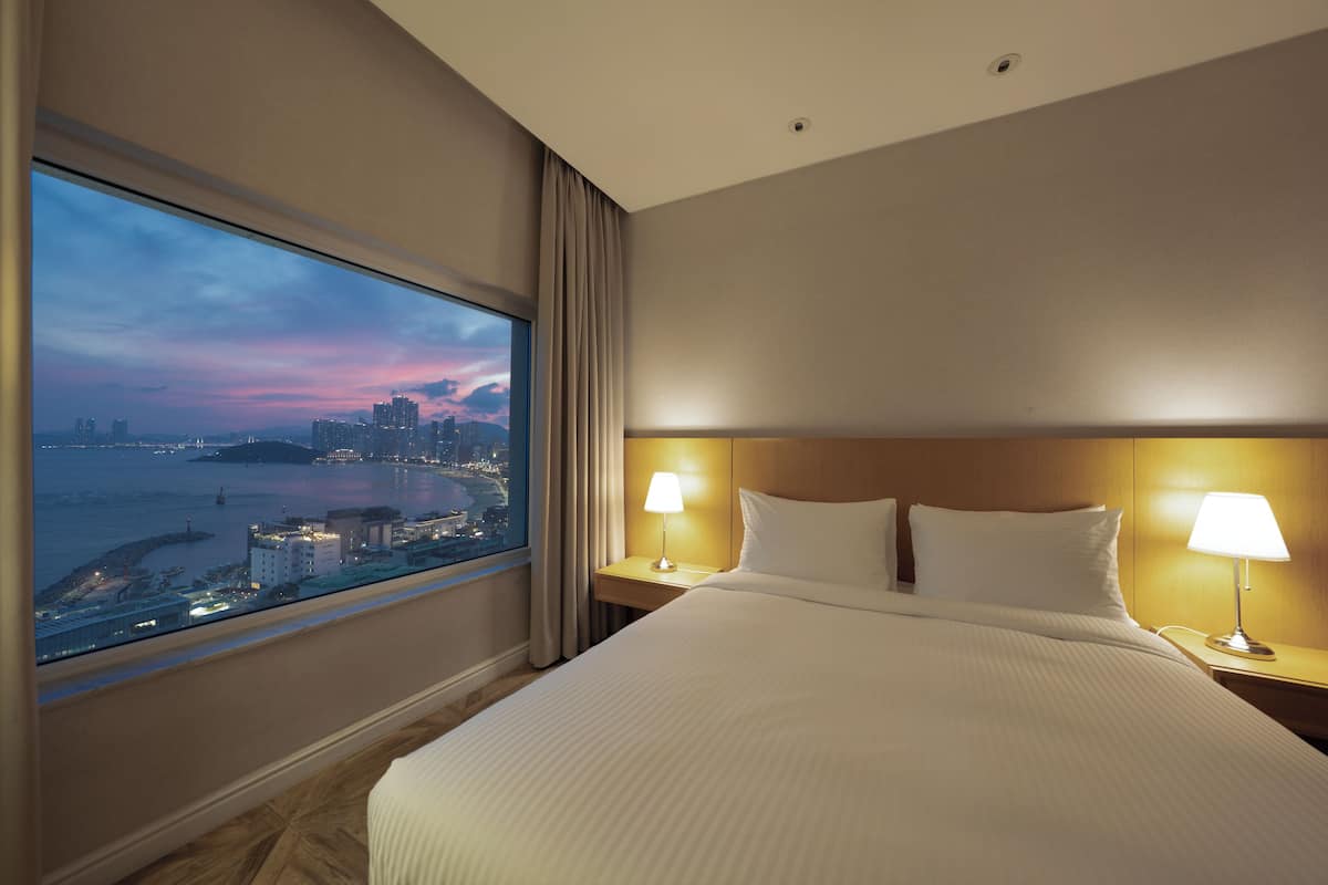 Blackout curtains, rollaway beds, free WiFi