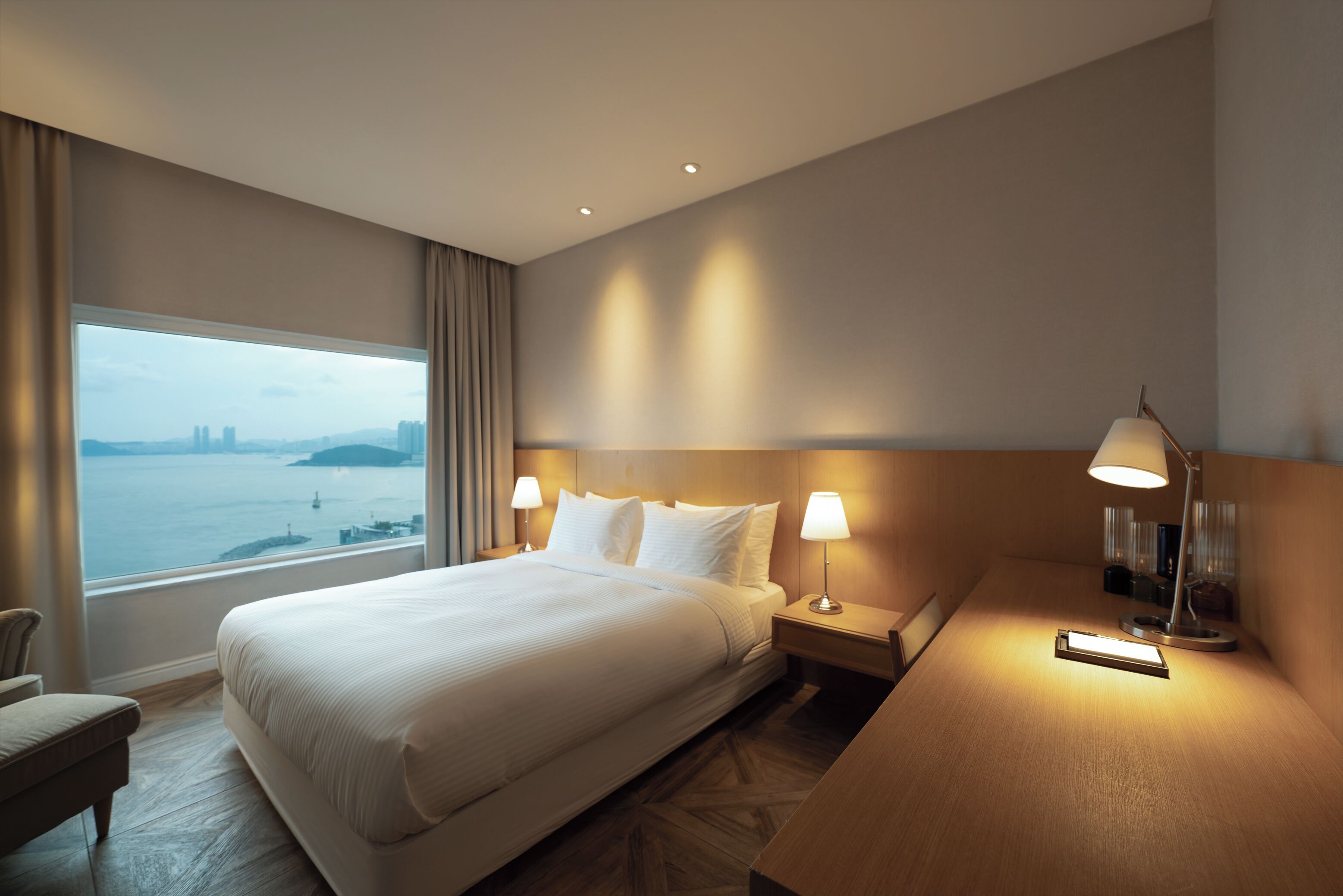 blackout curtains, rollaway beds, free wifi