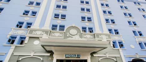 EntrĂ©e de lâhĂ©bergement