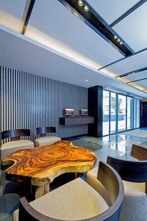 Deluxe Double Room | Desk, free WiFi, bed sheets - Hotel 81 Premier Star (Singapore)