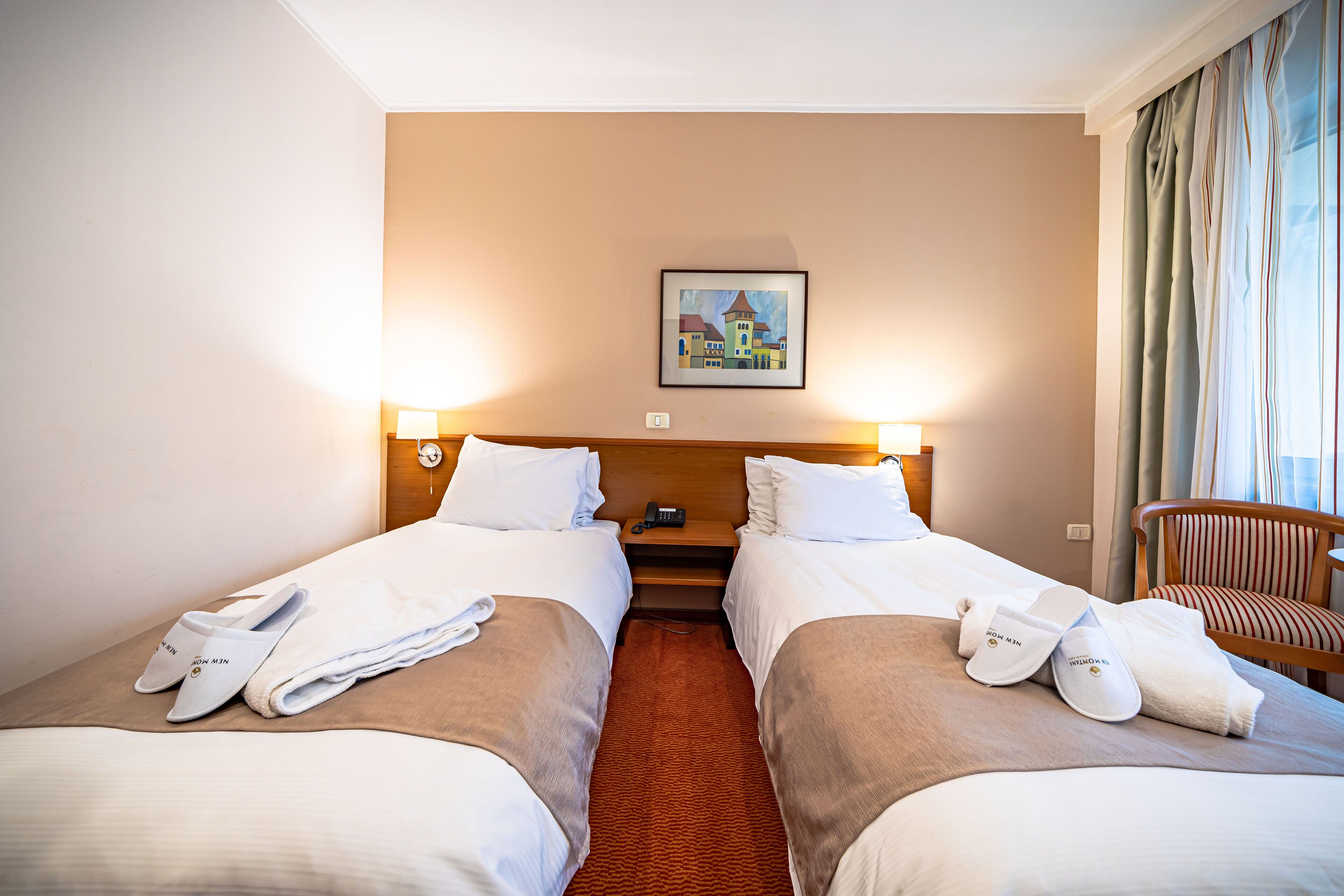 pillow-top beds, minibar, in-room safe, desk