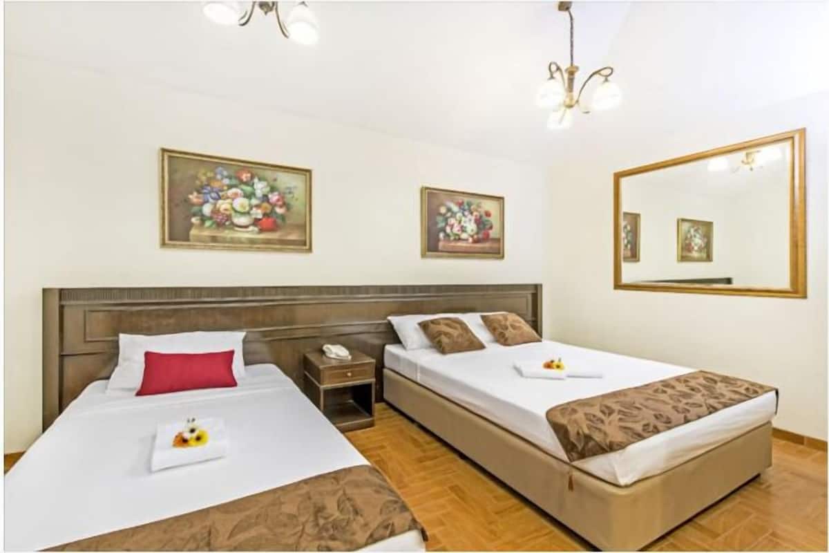 Desk, free WiFi, bed sheets