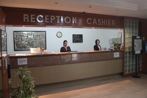 Lobby - Hotel Supreme (Singapore)