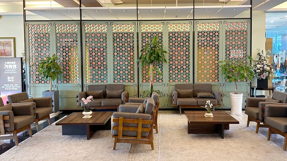 Commodore Hotel Gyeongju by null