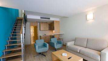 Literie hypoallergénique, minibar, coffres-forts dans les chambres