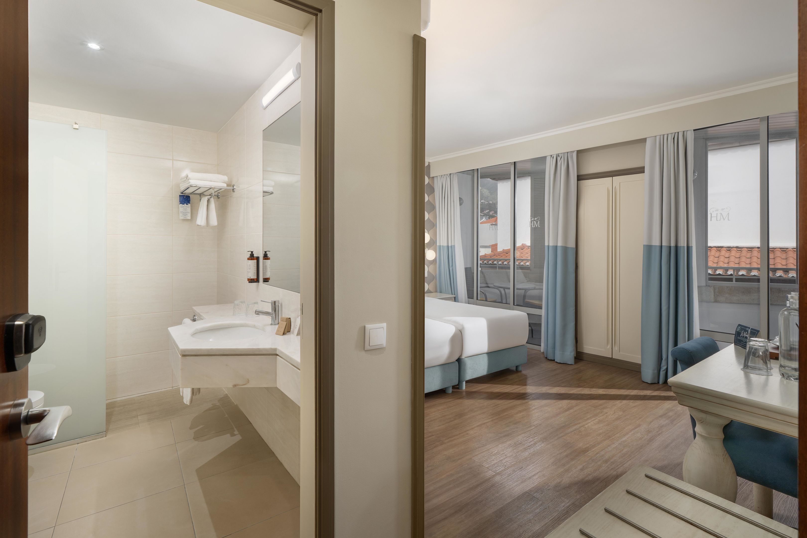 Superior-Zweibettzimmer, Balkon | Badezimmer