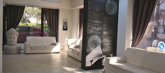 City of Art Venice Lloyd