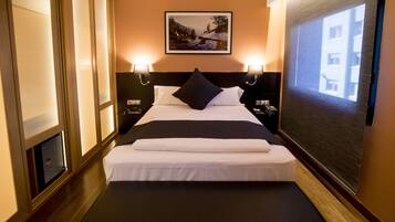Premium bedding, minibar, in-room safe, desk