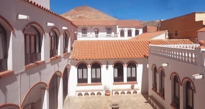 Colonial Hostal