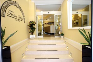 Lobby - Hotel Ferton (Milan)
