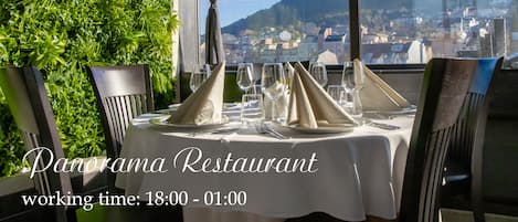 3 restauranter; serverer morgenmad