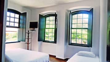 Apartamento Standard | 迷你吧、房內夾萬、免費 Wi-Fi、床單