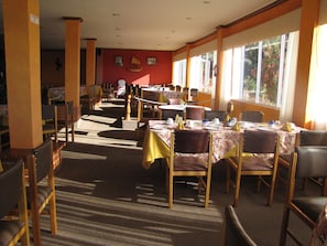 Nhà hàng