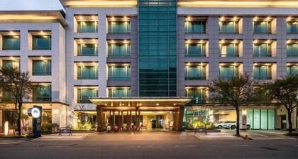 Taipung Suites