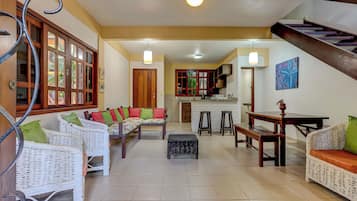 1 habitación, minibar, decoración personalizada y muebles diferentes