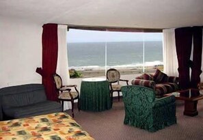 Coffres-forts dans les chambres, chambres insonorisées, Wi-Fi gratuit