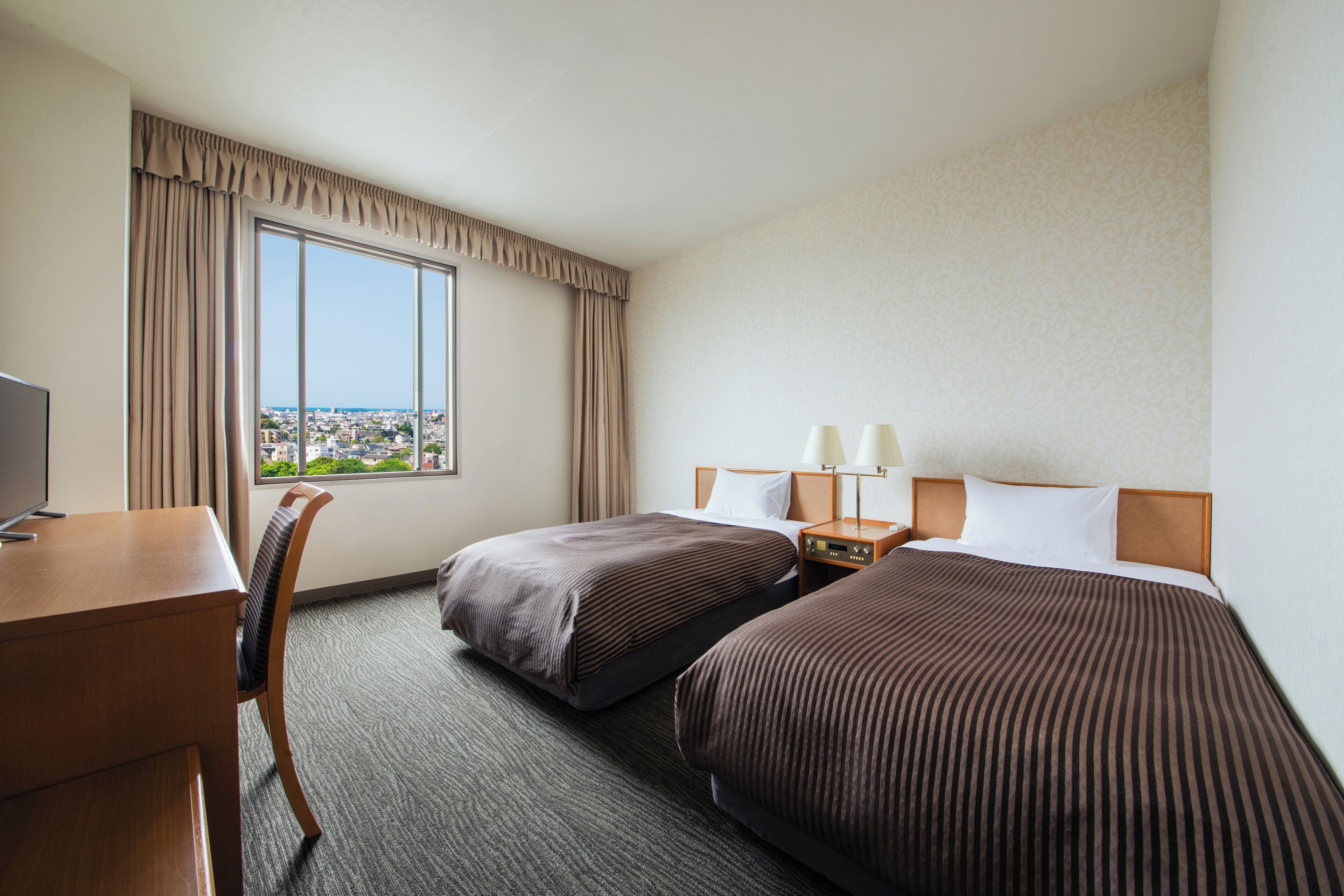 Standard Twin Room, 2 Single Beds, Non Smoking | Premium bedding, in-room safe, desk, blackout curtains