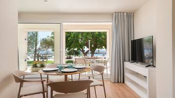 Family Suite | Dining