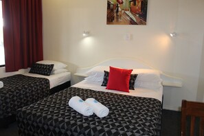 Interior - Parkside Motel (Ayr)