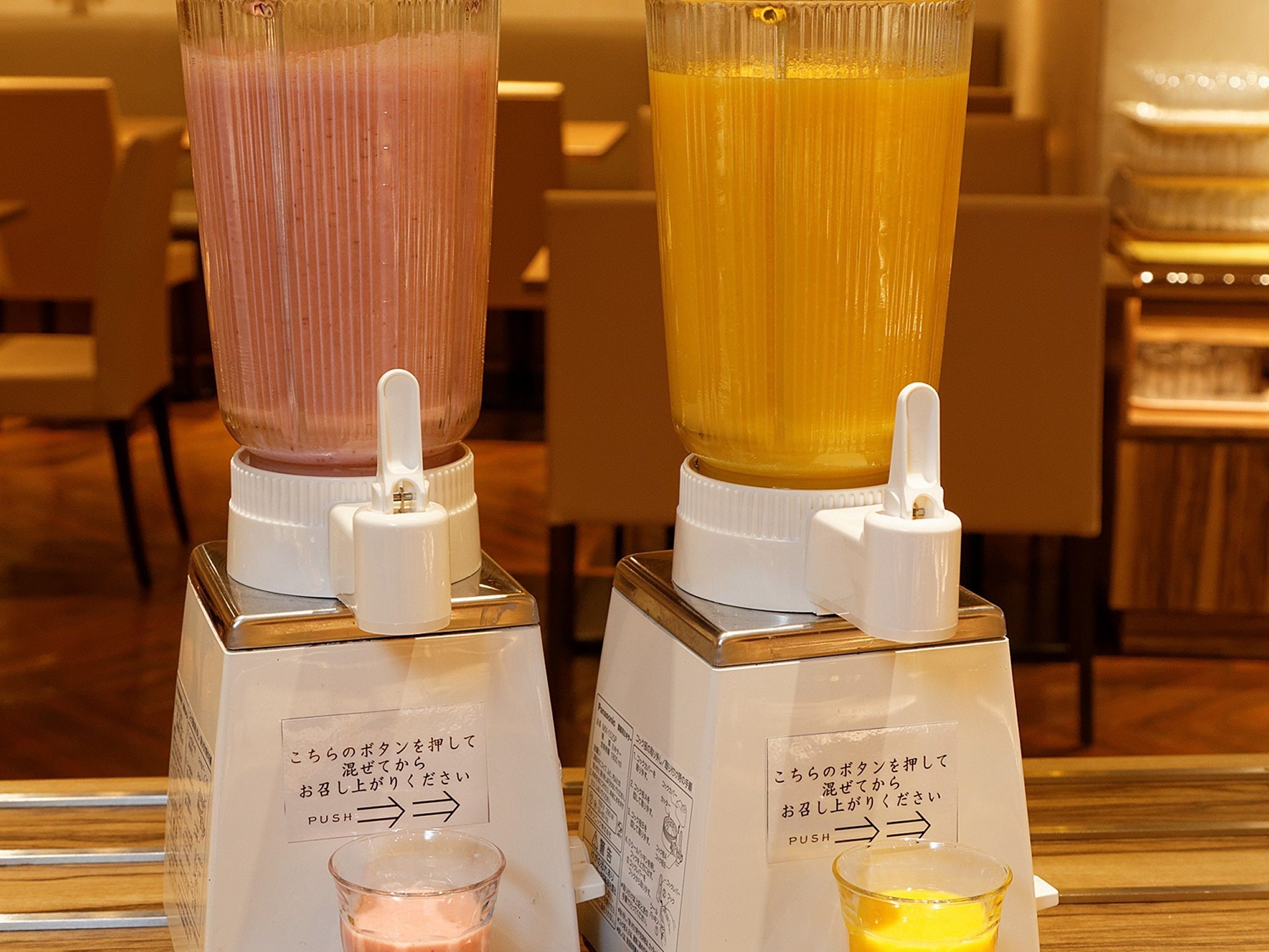 daily buffet breakfast (jpy 1760 per person)