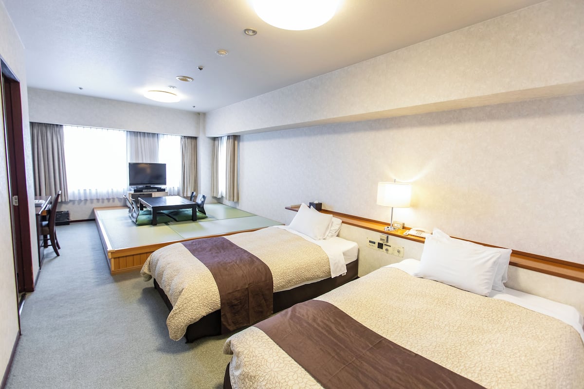 Japanese Western Room (2 Beds, 2 Futons), Non Smoking
