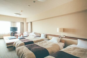 Blackout drapes, iron/ironing board, free WiFi, bed sheets