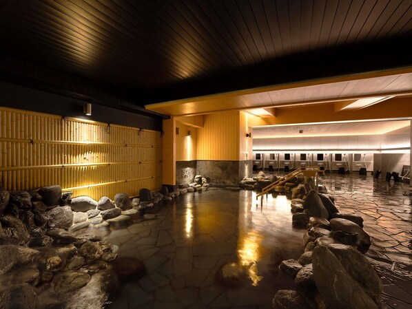 In-room safe, free WiFi, bed sheets - Grand Mercure Nara Kashihara (Kashihara)